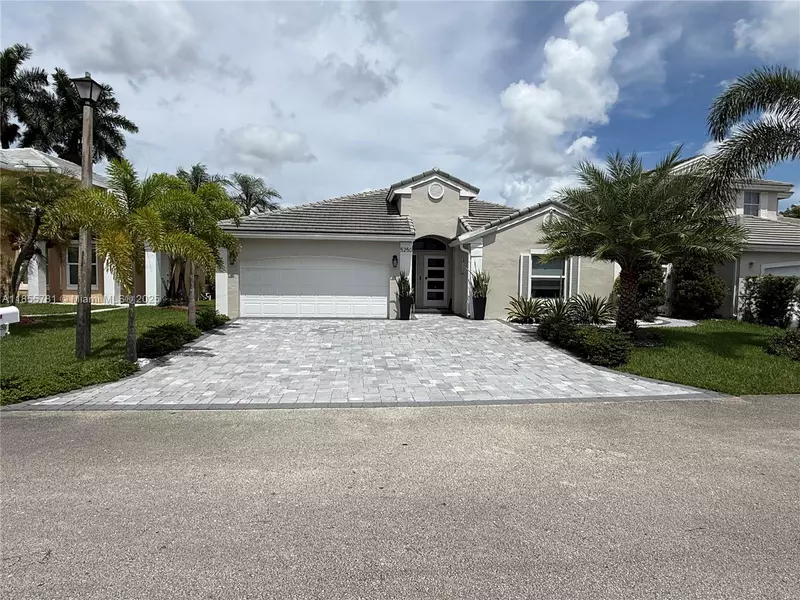 5250 NW 53rd Ave #-, Coconut Creek, FL 33073