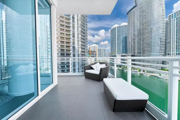 Miami, FL 33131,900 Brickell Key Blvd #1101