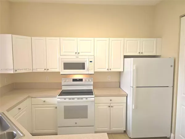 Miramar, FL 33027,4706 SW 160th Ave #135