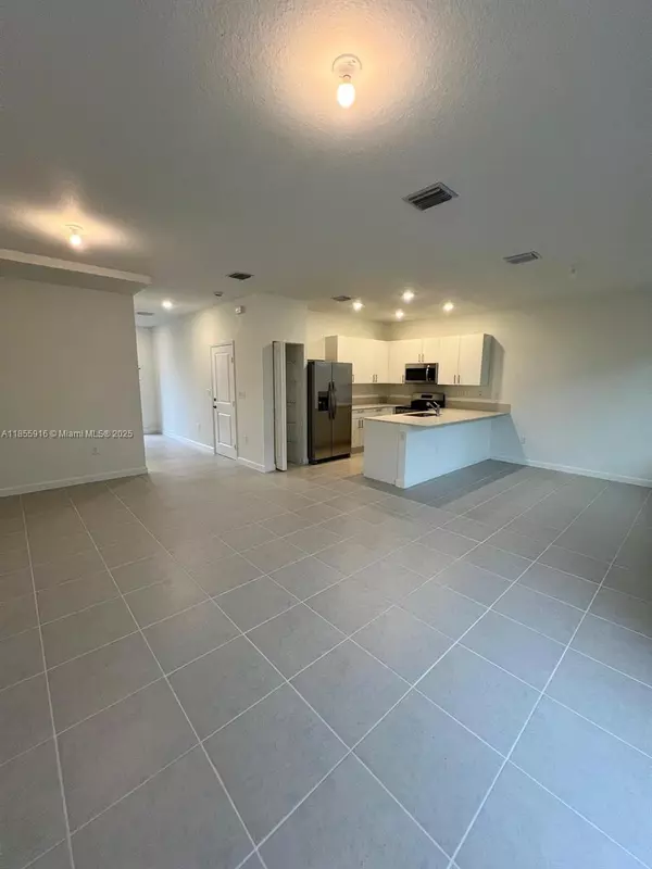 Homestead, FL 33034,645 SE 14th Ct #0