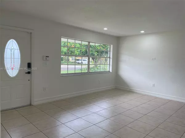 Miami, FL 33183,14330 SW 71st Ln