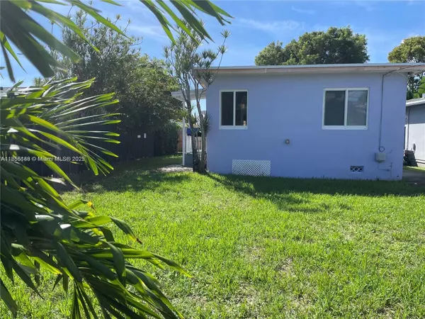 Hollywood, FL 33020,1625 Fletcher St
