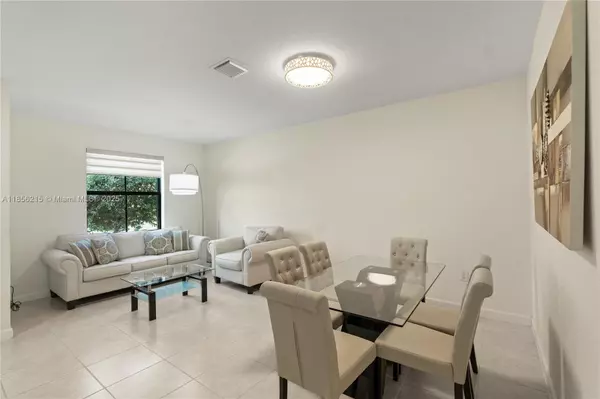 Hialeah, FL 33018,10519 W 33rd Ct