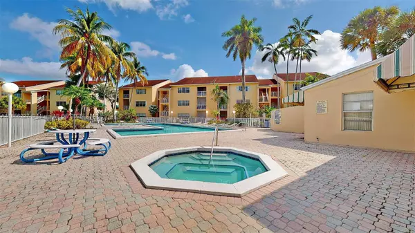 Miami, FL 33196,15315 SW 106th Ter #432