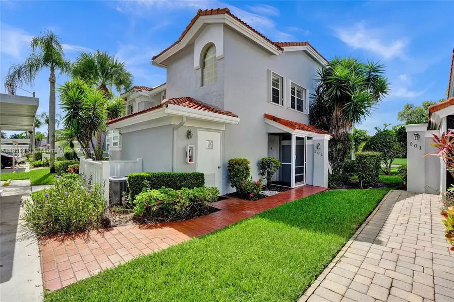 7354 Lake Meadow Way #202, Boynton Beach, FL 33437