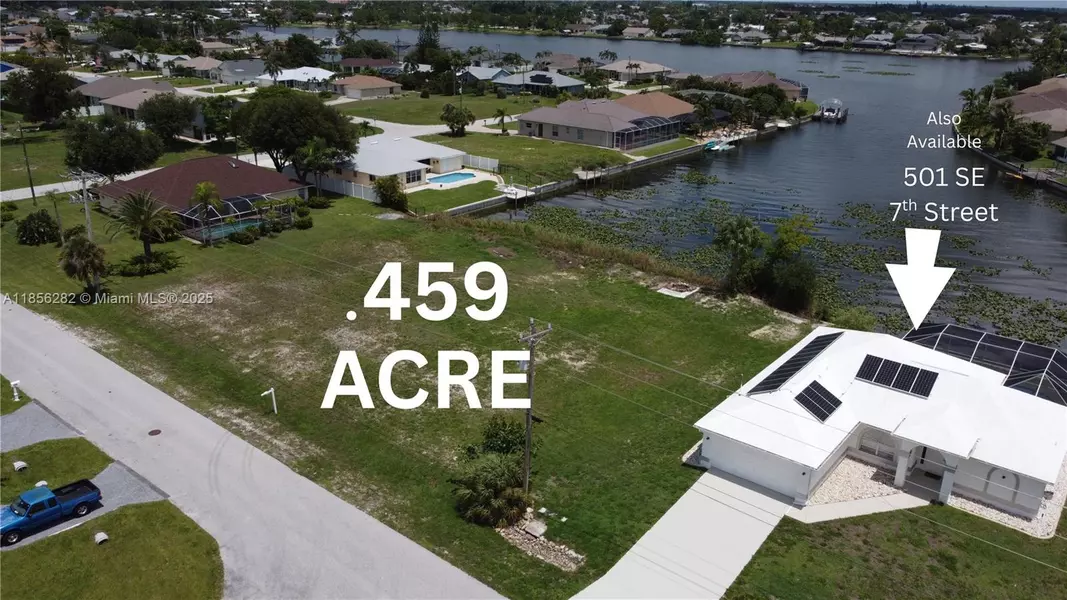 429 SE 7th St, Cape Coral, FL 33990