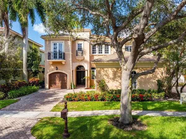 17771 Lake Azure Way, Boca Raton, FL 33496