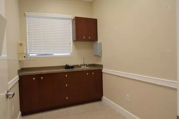 Port Charlotte, FL 33948,18350 MURDOCK CIRCLE #101
