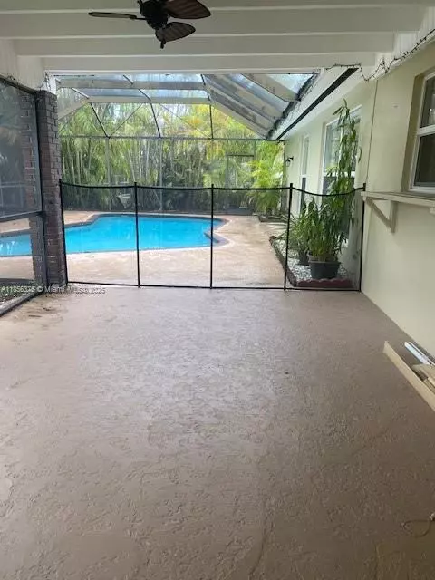 Miami, FL 33183,7621 SW 146th Ave