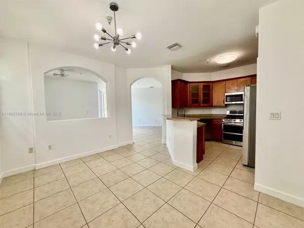 Miami, FL 33172,10022 NW 7th St #210