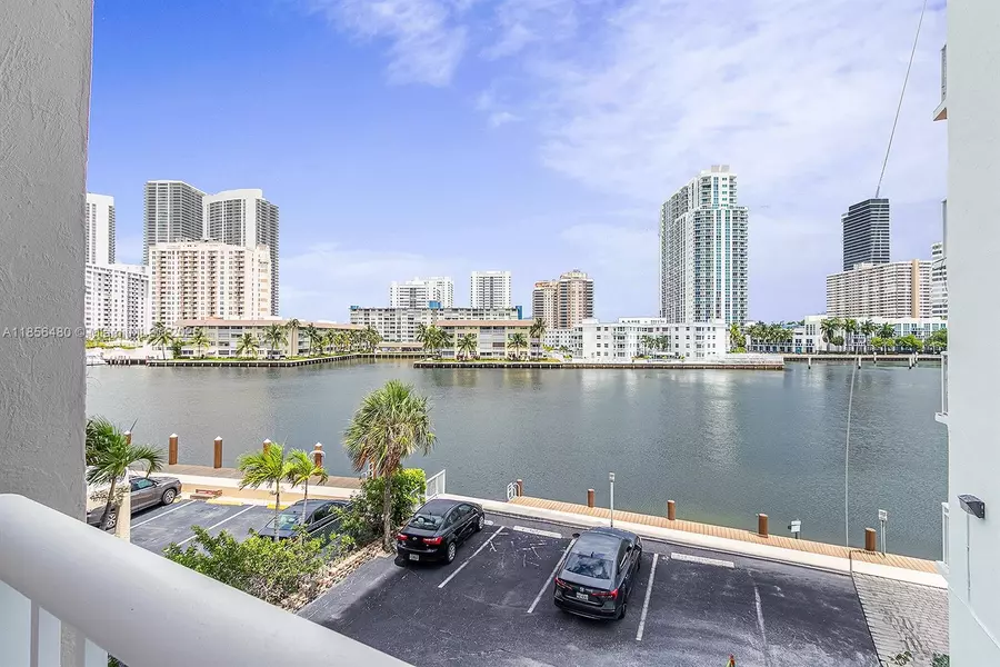 121 Golden Isles Dr #201, Hallandale Beach, FL 33009