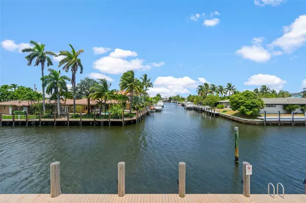 Fort Lauderdale, FL 33308,3121 NE 51st St #203E