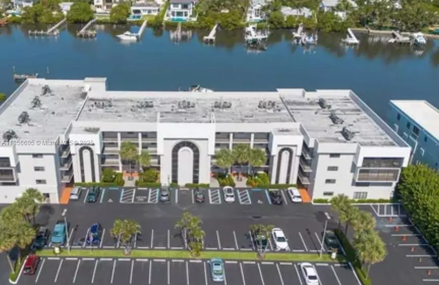 3525 S Ocean Blvd #4030, South Palm Beach, FL 33480