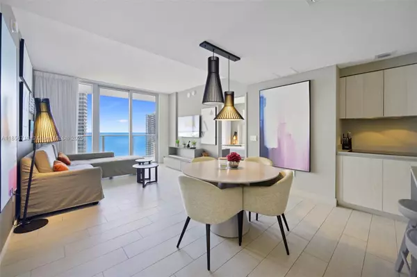 Hollywood, FL 33019,4010 S Ocean Dr #T3905