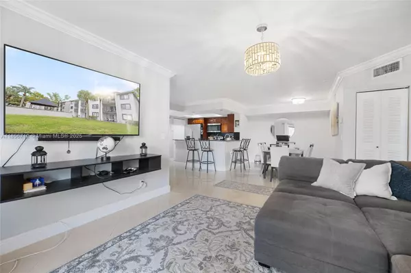 9222 W Atlantic Blvd #1327, Coral Springs, FL 33071