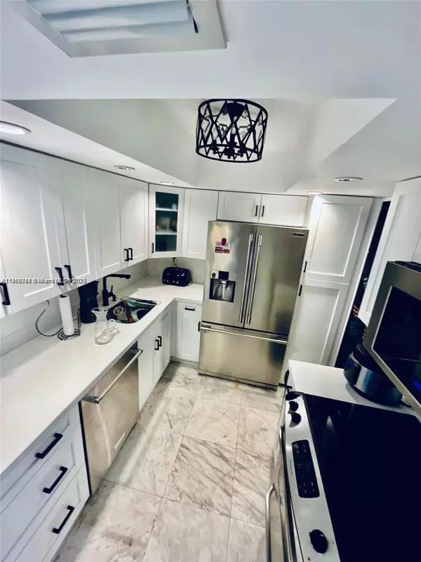 Aventura, FL 33180,20355 NE 34th Ct #1622