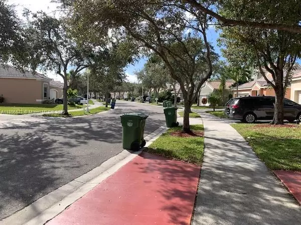 Weston, FL 33327,944 Savannah Falls Dr