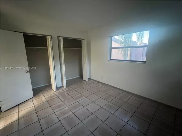 Coral Springs, FL 33065,9203 NW 38th Dr #12