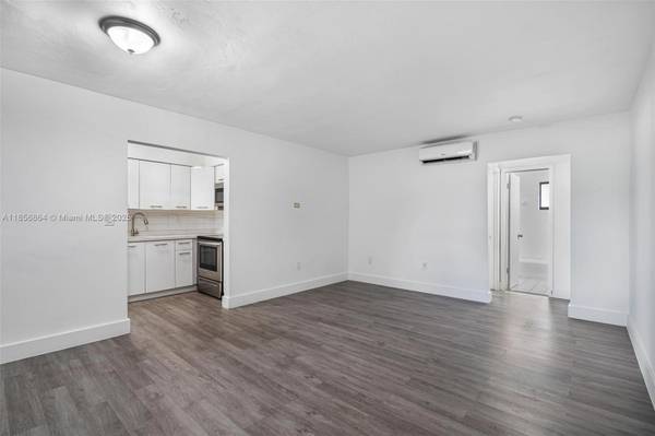7600 Pembroke Rd #1-5, Miramar, FL 33023