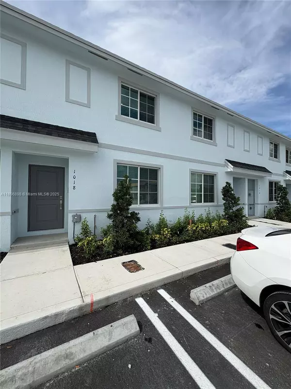 1018 NW 6th Terrace #1018, Florida City, FL 33034