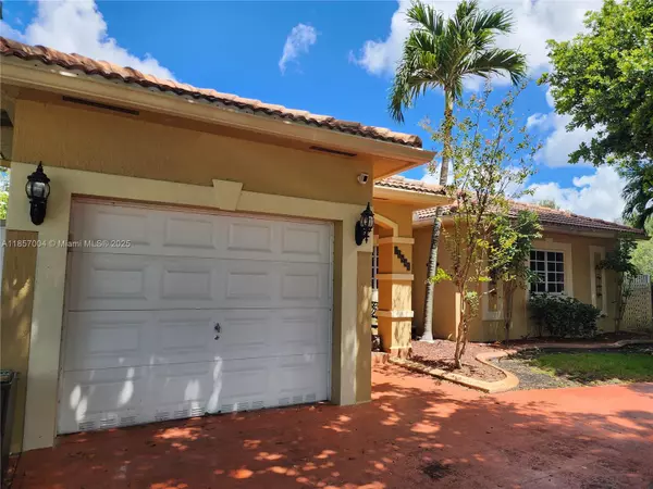 Miami Lakes, FL 33018,16441 NW 89th Ct