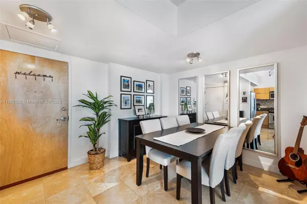 Miami, FL 33130,350 S Miami Ave #3807