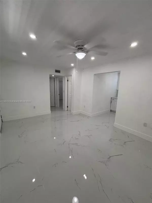 Miami, FL 33130,629 SW 10th St #6
