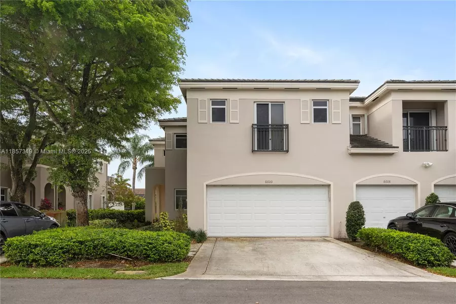 8600 SW 139th Ter, Palmetto Bay, FL 33158