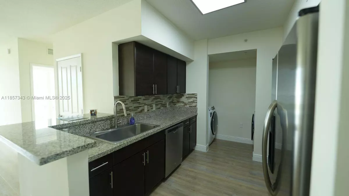 Miami, FL 33135,987 SW 37th Ave #601