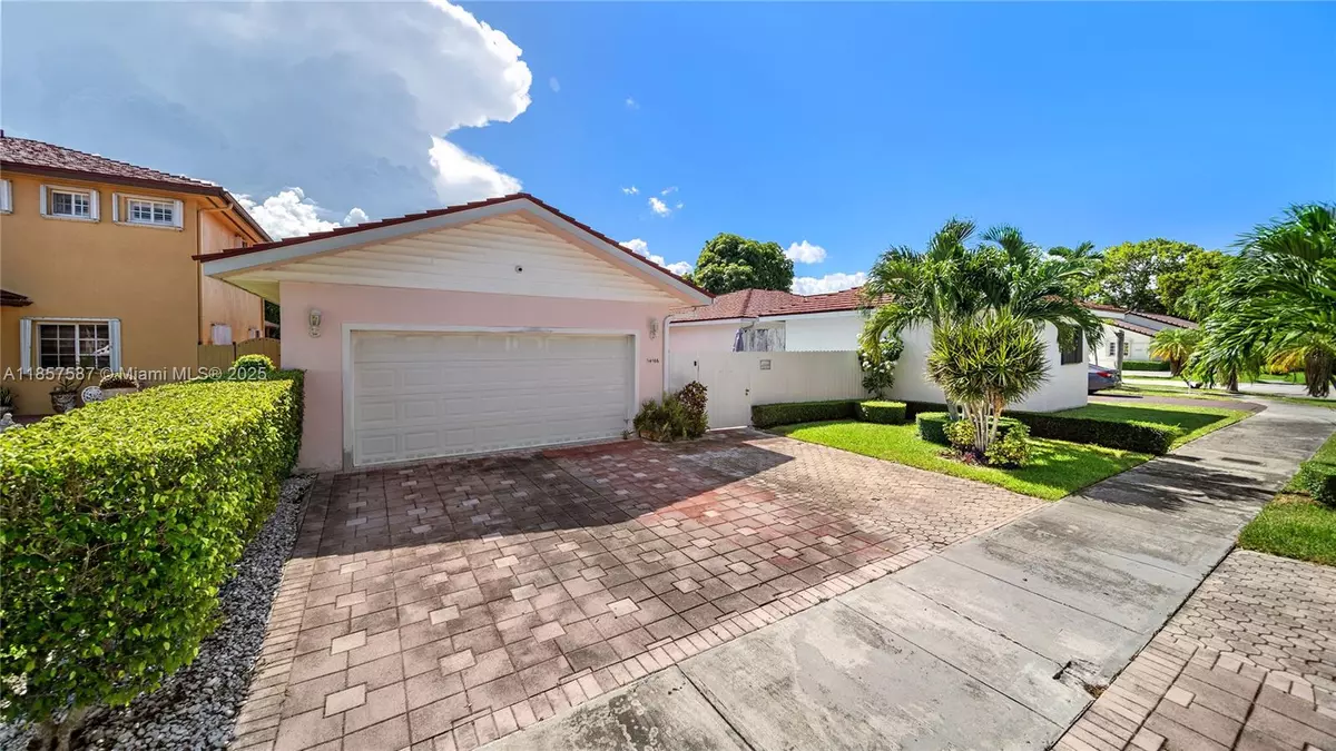 Miami, FL 33196,14166 SW 148th Ave