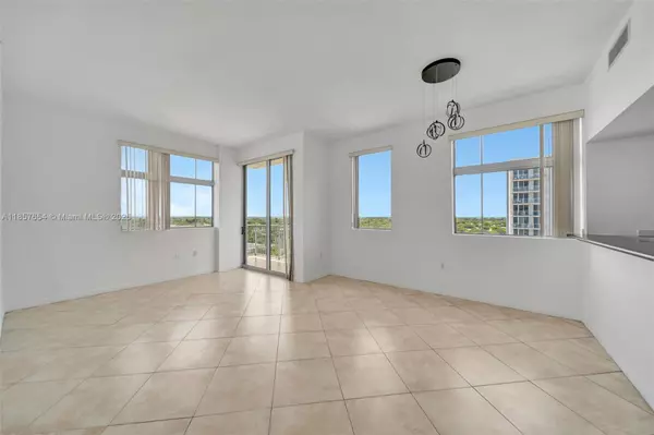 Hollywood, FL 33020,140 S Dixie Hwy #1037