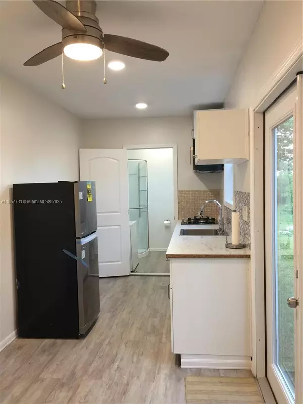 Miami, FL 33183,58xx SW 122nd Ave #3