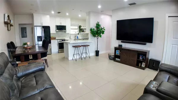 Miami, FL 33176,11535 SW 136th Ter
