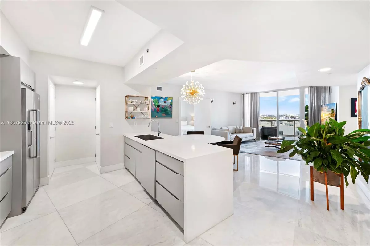 Miami Beach, FL 33139,400 Alton Rd #1405