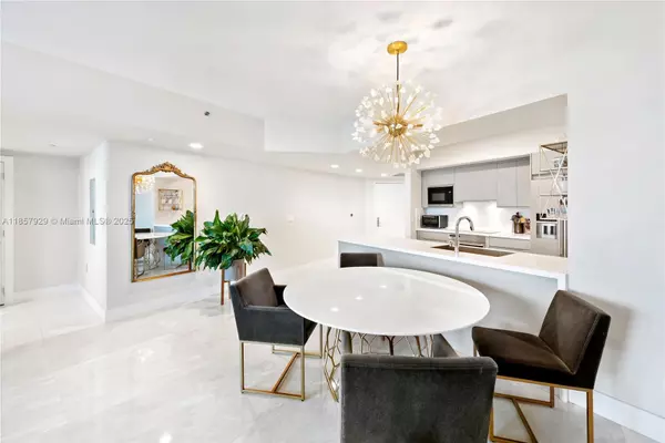 Miami Beach, FL 33139,400 Alton Rd #1405