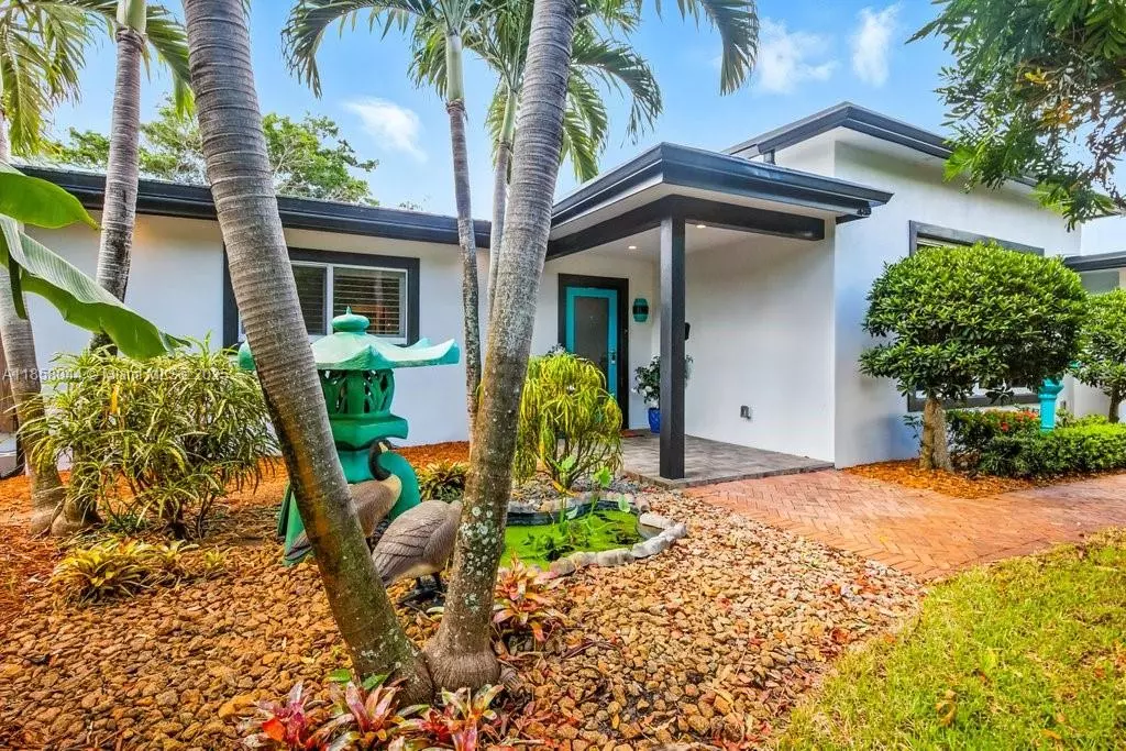 Oakland Park, FL 33334,1708 NE 47th St