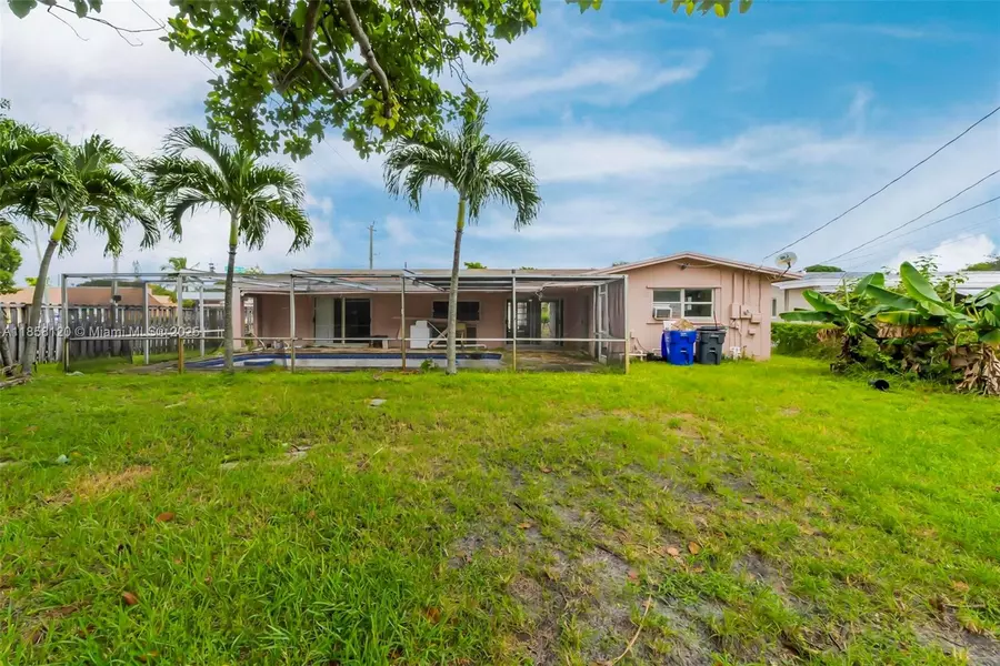 5520 Johnson St, Hollywood, FL 33021