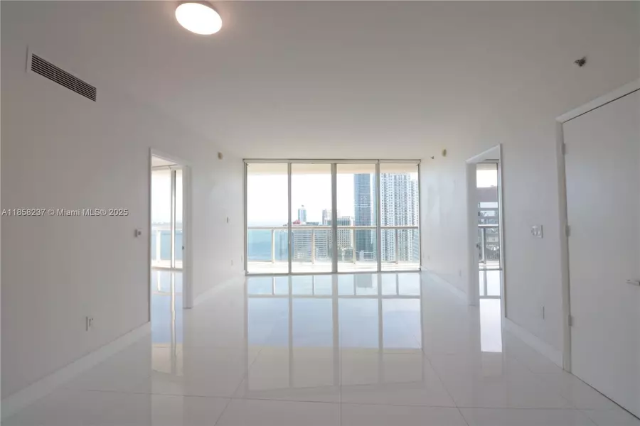495 Brickell Ave #4005, Miami, FL 33131