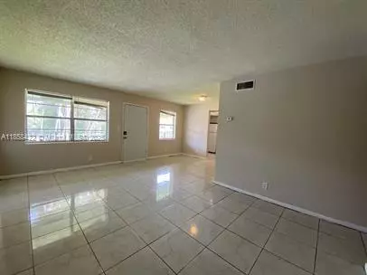 North Lauderdale, FL 33068,1200 SW 50th Ave #209-3