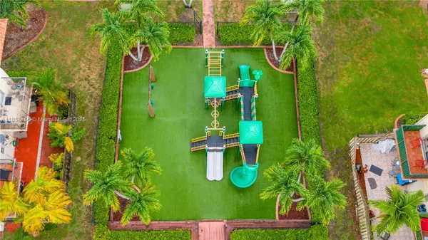 Miami, FL 33173,8650 SW 109th Ave #3-230