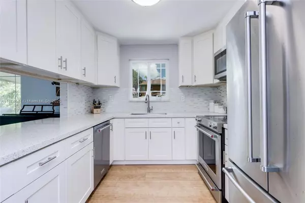Plantation, FL 33325,12421 SW 1st Ct