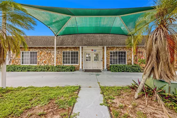 Margate, FL 33068,Address not disclosed