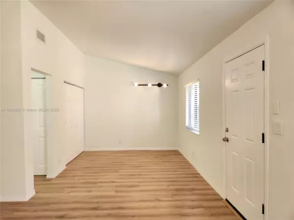 Miami, FL 33179,21127 NE 5th Pl