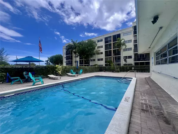 220 SW 9th Ave #209, Hallandale Beach, FL 33009