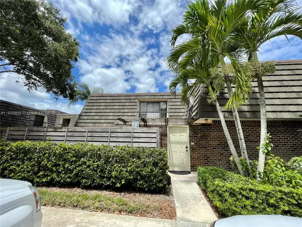 1132 11th Ter #1132, Palm Beach Gardens, FL 33418