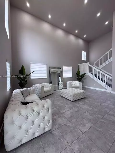 Miami, FL 33196,11917 SW 151st Pl