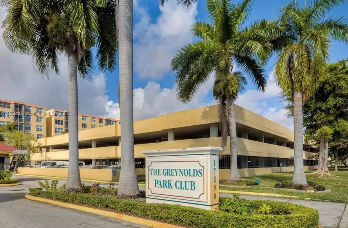 Miami, FL 33160,17890 W Dixie Hwy #603