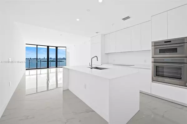 Miami, FL 33137,700 NE 24TH STREET #805