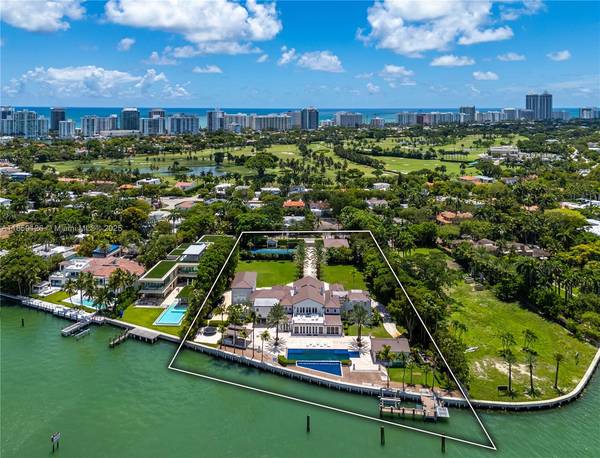 5940 N Bay Rd, Miami Beach, FL 33140