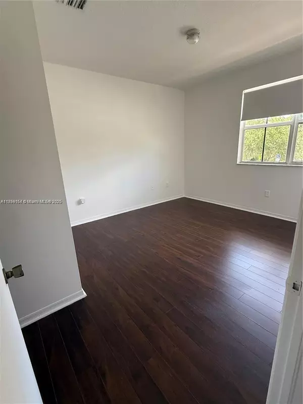 Pembroke Pines, FL 33027,906 SW 143rd ave #502